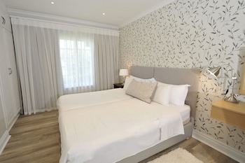 Lythwood Lodge