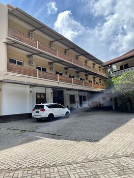 Central Inn