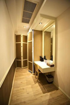 A-Te Chumphon Hotel