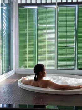 A-Te Chumphon Hotel