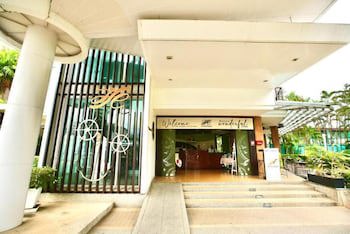 A-Te Chumphon Hotel