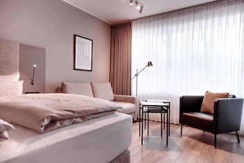 Am Berghang (Adults Only) fotoğrafı