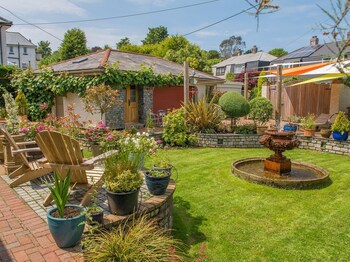 Bradleigh Lodge