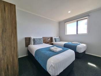 Antonio Mews Motel