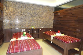 Lombok Raya Hotel