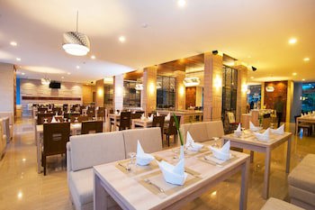 Lombok Raya Hotel