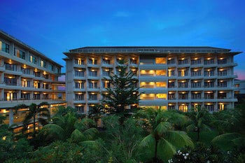 Lombok Raya Hotel