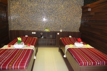 Lombok Raya Hotel