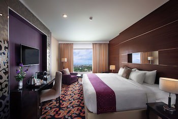 Lombok Raya Hotel