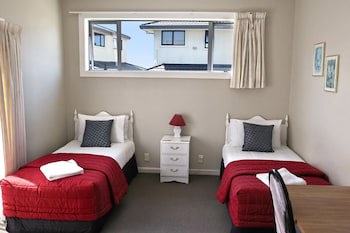 Baywatch Motor Lodge
