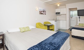 Outrigger Motel