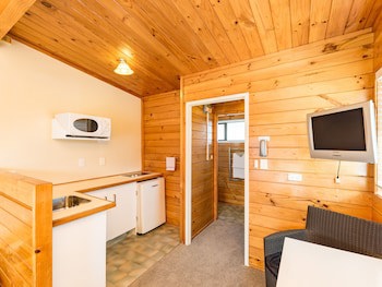 Outrigger Motel