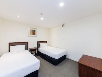 Fitzherbert Regency Motor Lodge