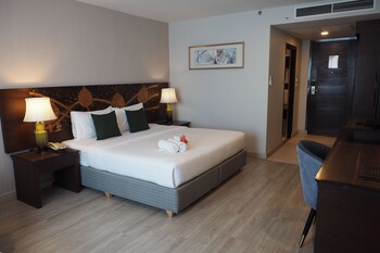 Empress Pattaya Hotel