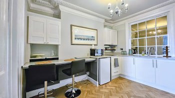 Churchill Brighton
