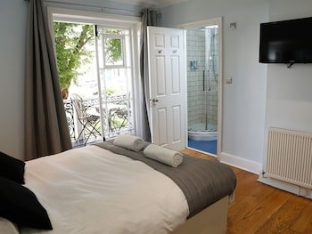 Churchill Brighton