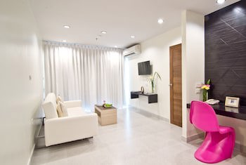 Grand Bella Hotel
