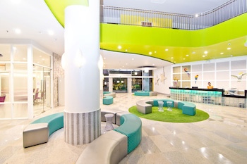 Grand Bella Hotel