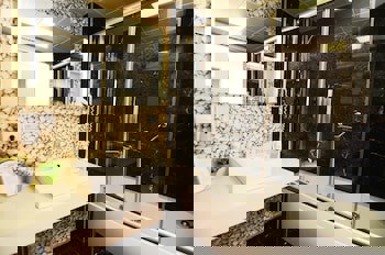 Tempo Suites Airport