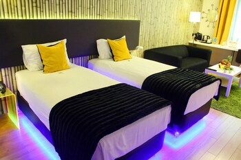 Tempo Suites Airport