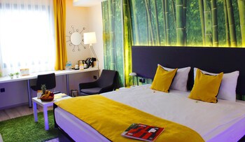 Tempo Suites Airport