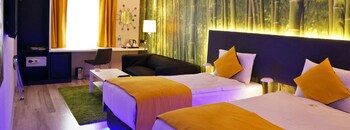 Tempo Suites Airport