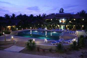 D.R. Lanta Bay Resort
