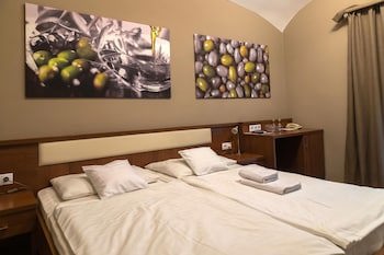 Oliva Hotel