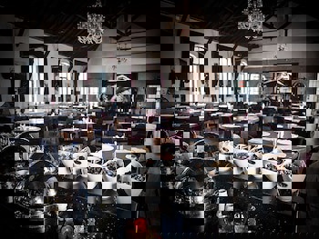 Montania Special Class Hotel