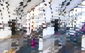 Montania Special Class Hotel