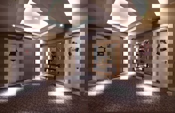 Montania Special Class Hotel