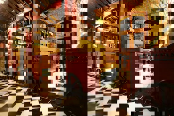 Montania Special Class Hotel