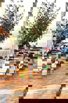 Montania Special Class Hotel