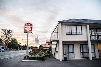 Annabelle Court Motel