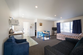 Annabelle Court Motel