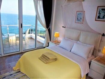 Ocean View Family Villa, Sleeps 2-10, Private Pool, Wifi, Internet Tv Acs