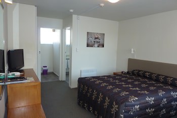 Colonial Inn Motel