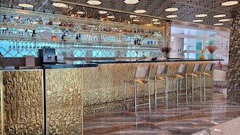 Grand Bay View Hotel