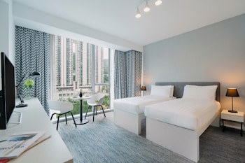 Grand Bay View Hotel
