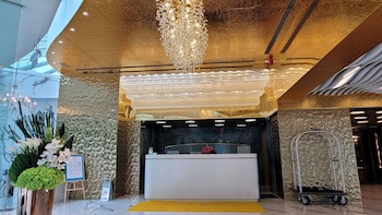 Grand Bay View Hotel