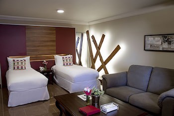 Home Suites Boutique Hotel Freetown