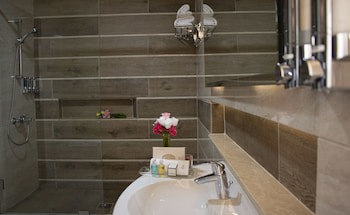 Home Suites Boutique Hotel Freetown