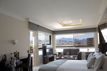 Home Suites Boutique Hotel Freetown