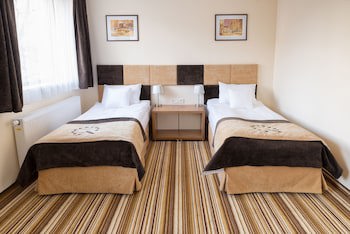 Boutique Hotel's Kwiska / Legnicka