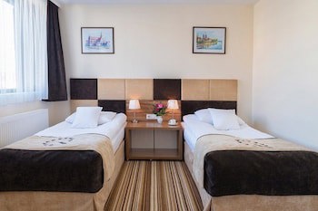 Boutique Hotel's Kwiska / Legnicka