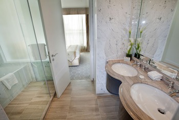 Dorsett Shepherds Bush