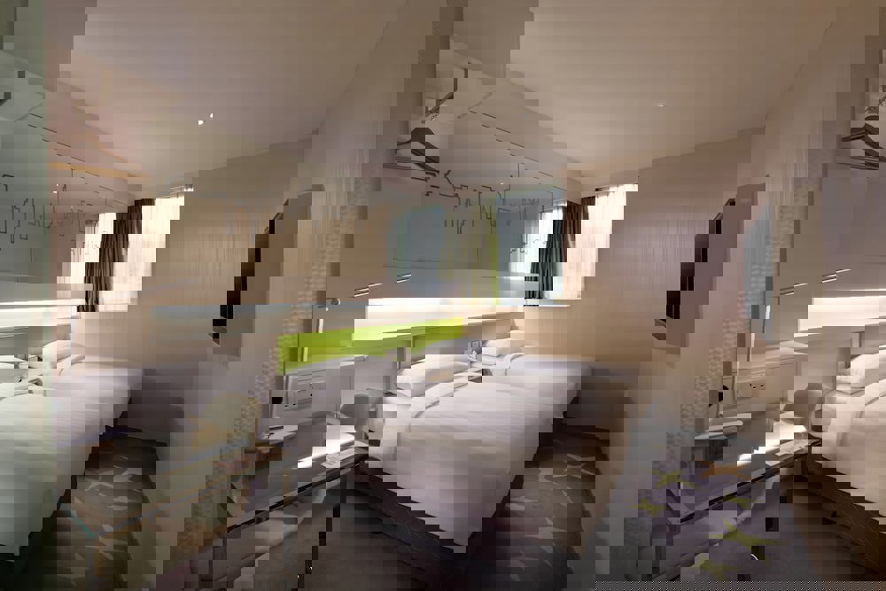 Dorsett Tsuen Wan, Hong Kong