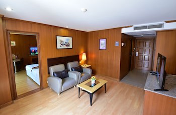 Dynasty Inn Pattaya