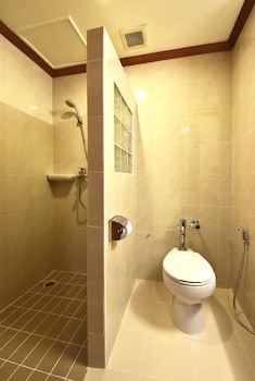 Dynasty Inn Pattaya