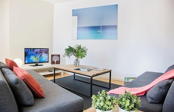 Durlet Beach Apartments